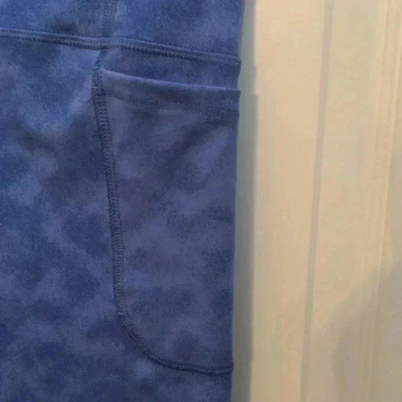 Women's UA Motion Ankle Leggings - Picture 8 of 11